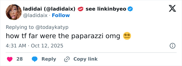Tweet expressing surprise at paparazzi's distance, with emojis and user engagement options visible.