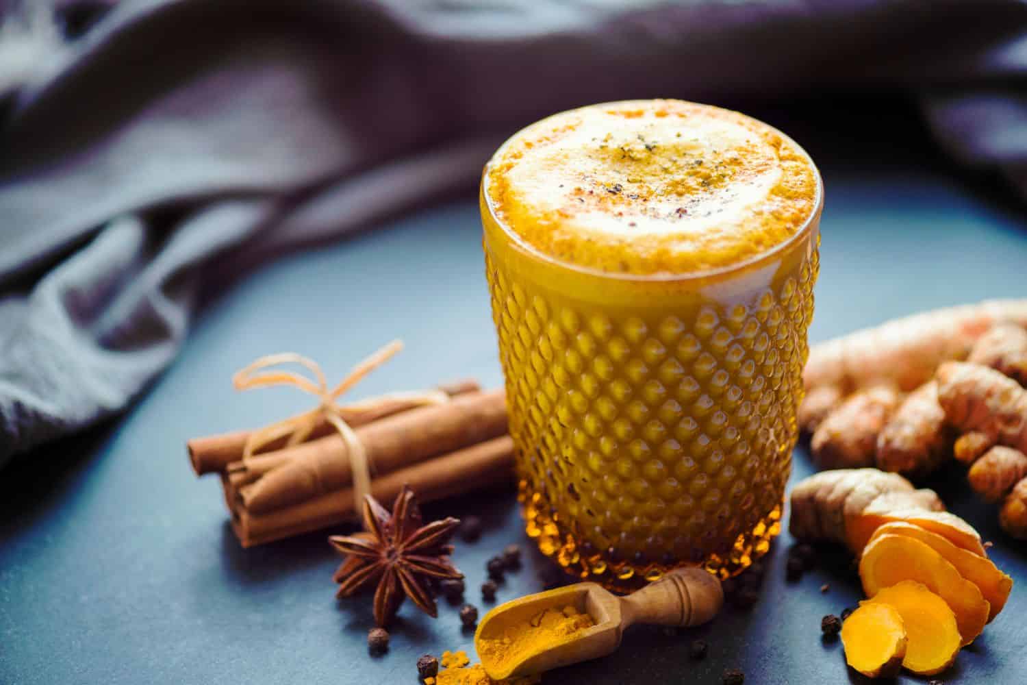 Turmeric Latte Recipe: Everything's Golden!